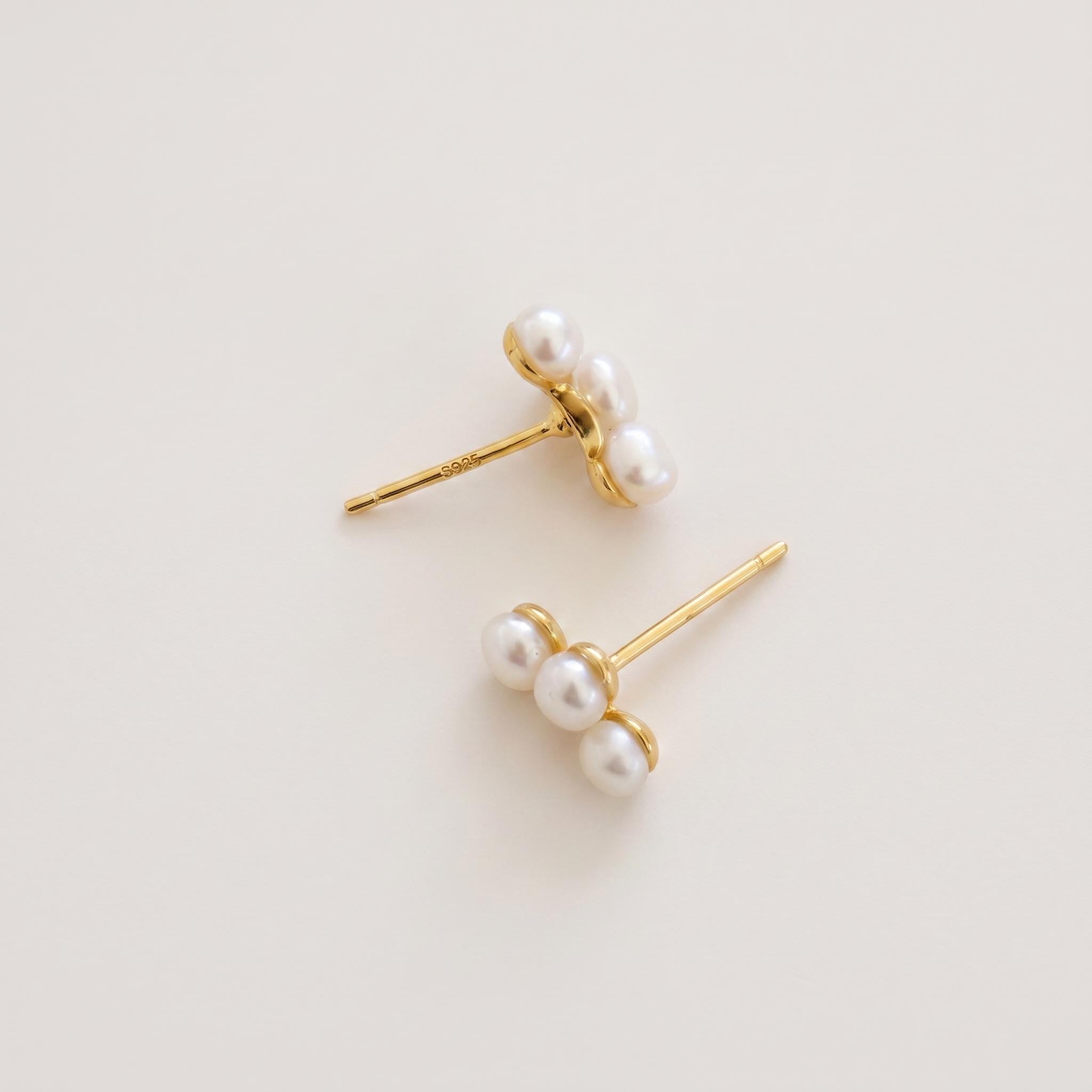 Trio Freshwater Pearl Cluster Stud Earrings – Gold Plated Sterling Silver