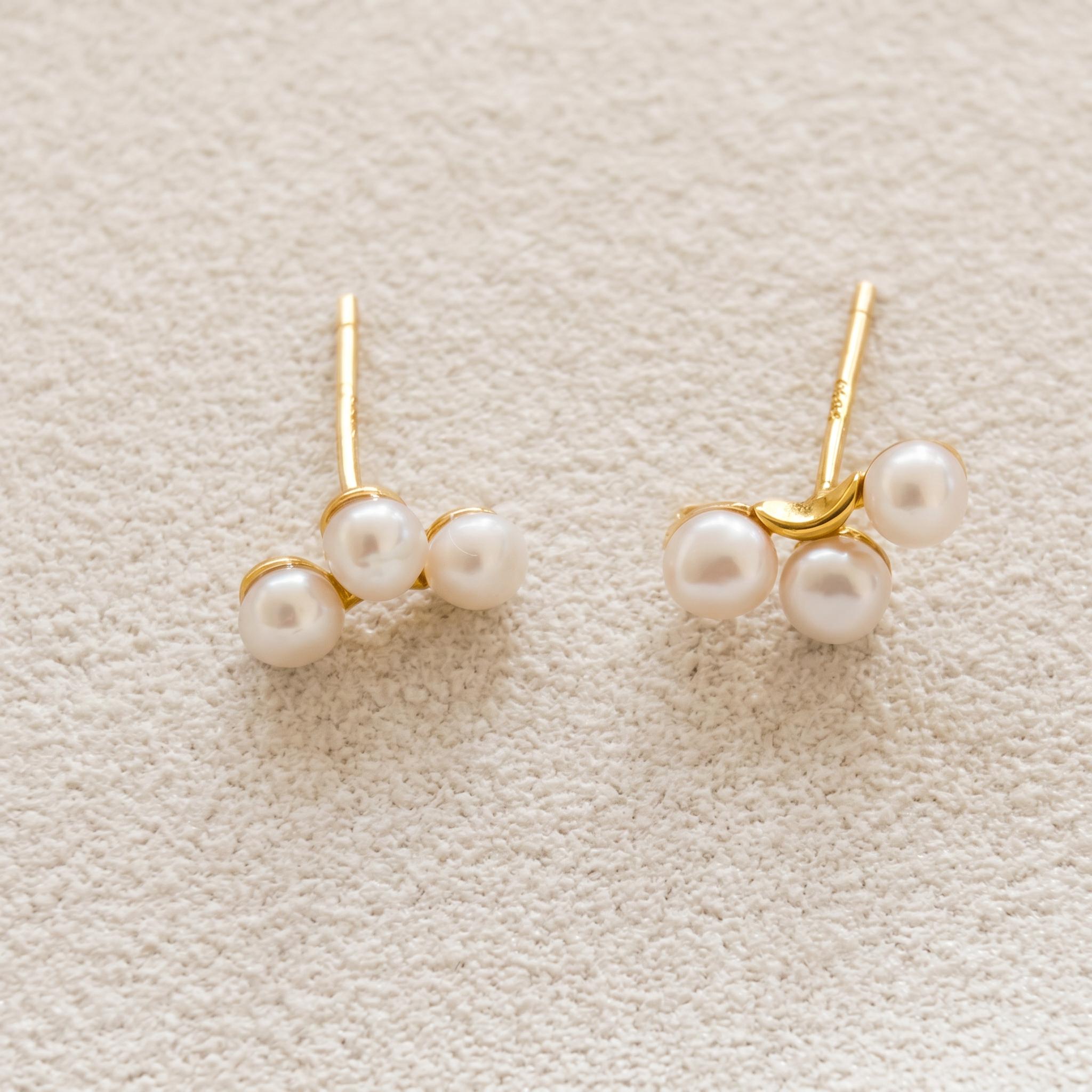 Trio Freshwater Pearl Cluster Stud Earrings – Gold Plated Sterling Silver