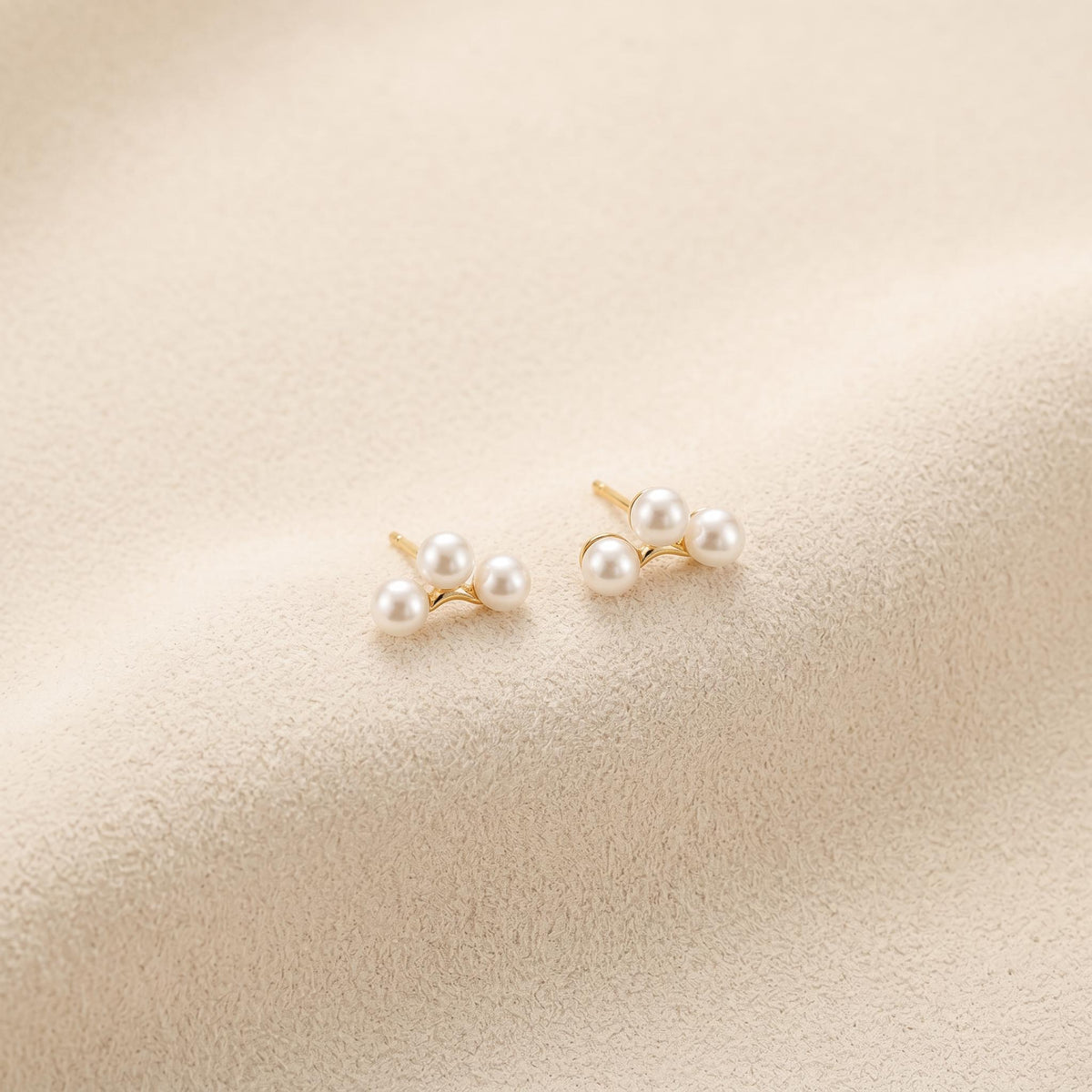 Trio Freshwater Pearl Cluster Stud Earrings – Gold Plated Sterling Silver