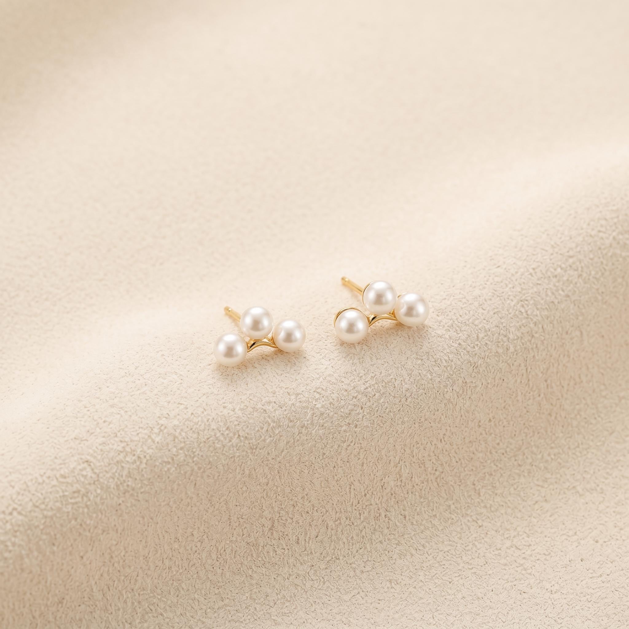 Trio Freshwater Pearl Cluster Stud Earrings – Gold Plated Sterling Silver